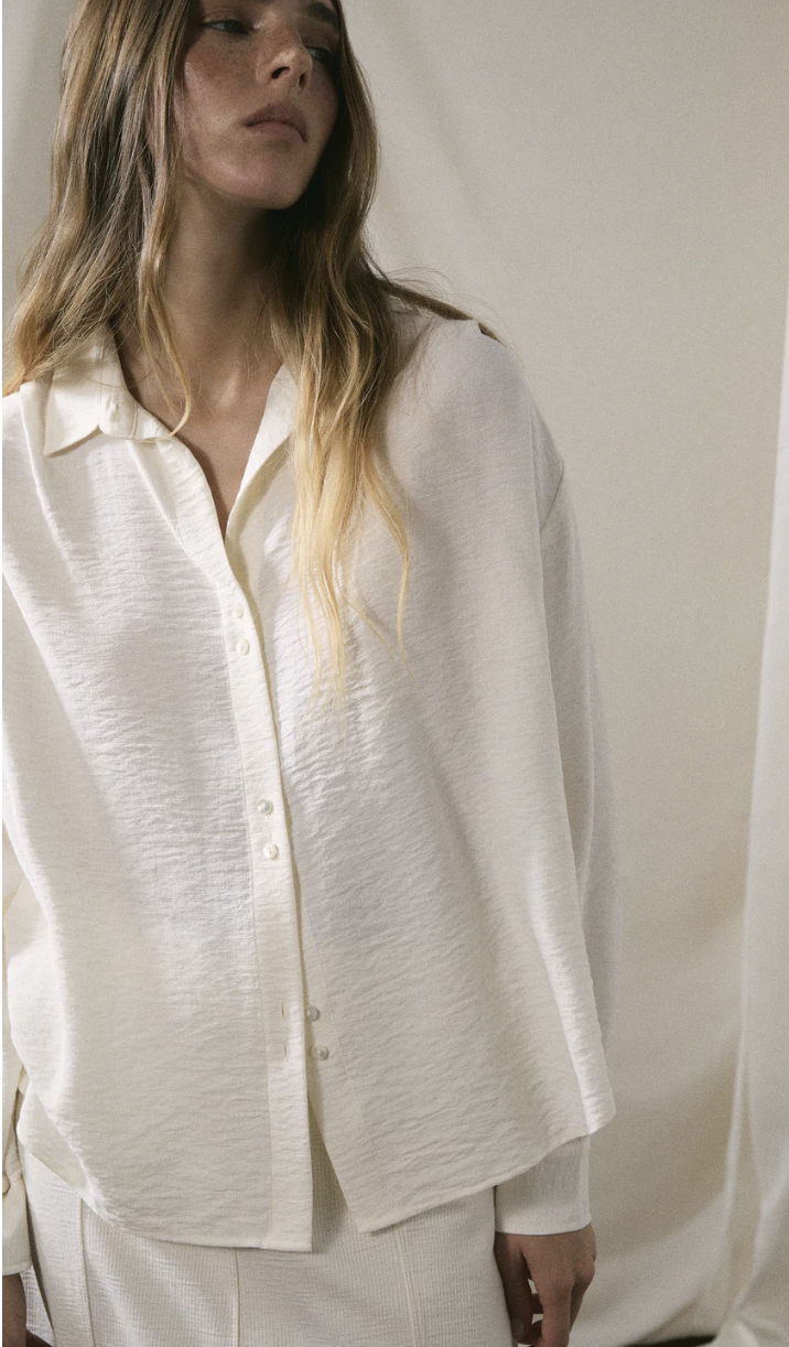 Camisa fluida pliegues