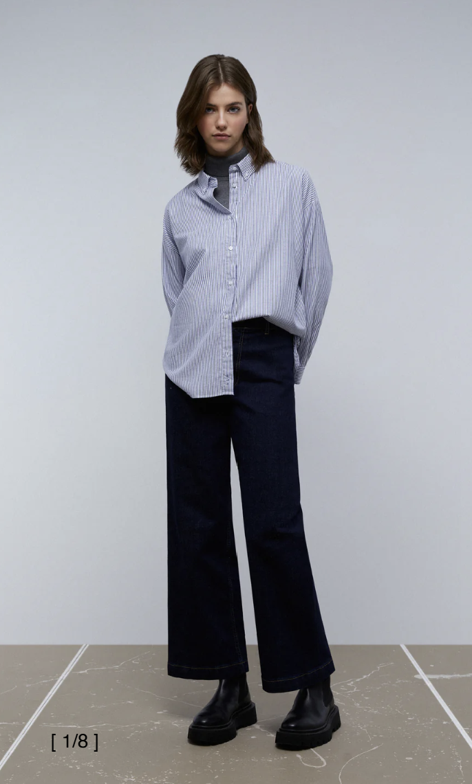 Camisa oxford cuello botones vista lateral